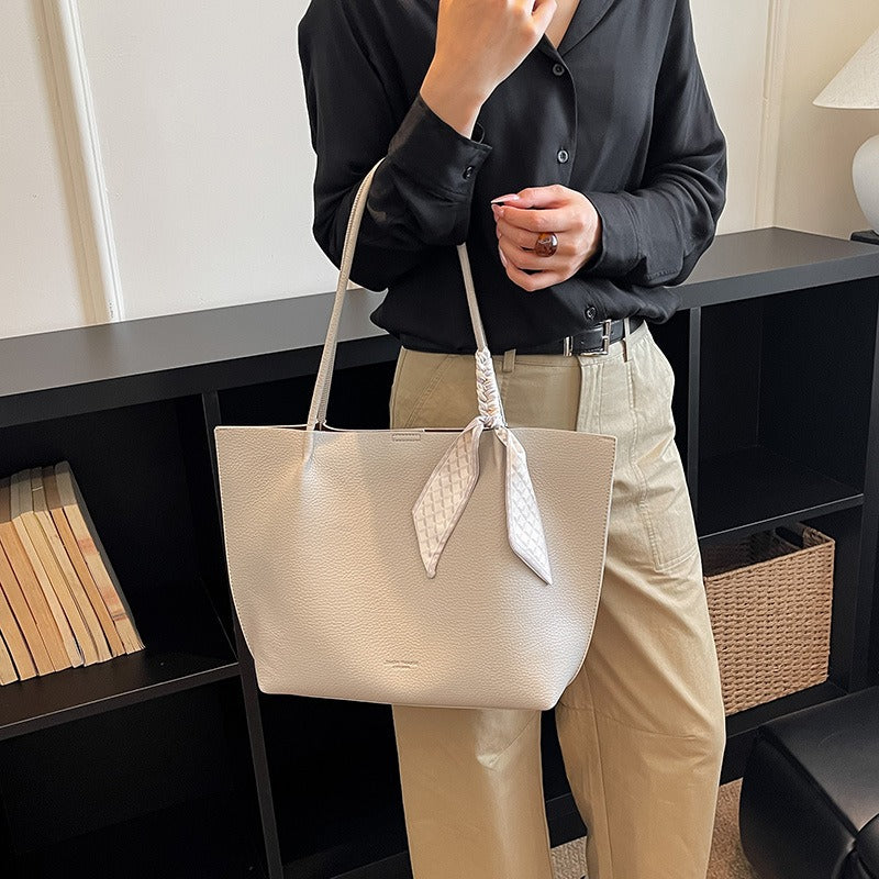 Nathilde Céleste Tote Bag