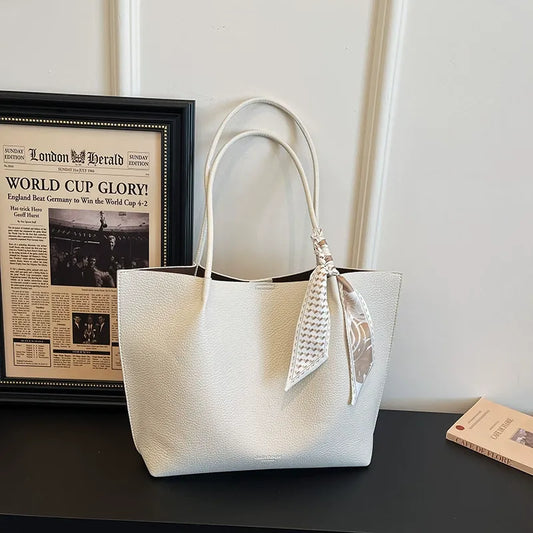 Nathilde Céleste Tote Bag