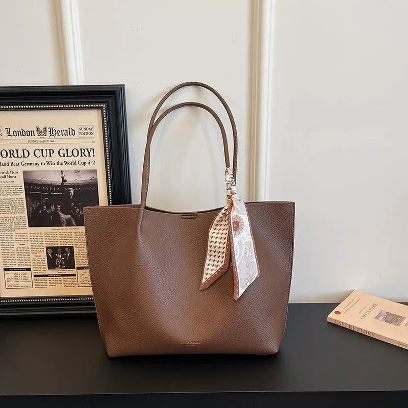 Nathilde Céleste Tote Bag