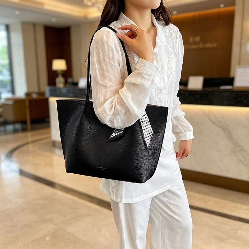 Nathilde Céleste Tote Bag