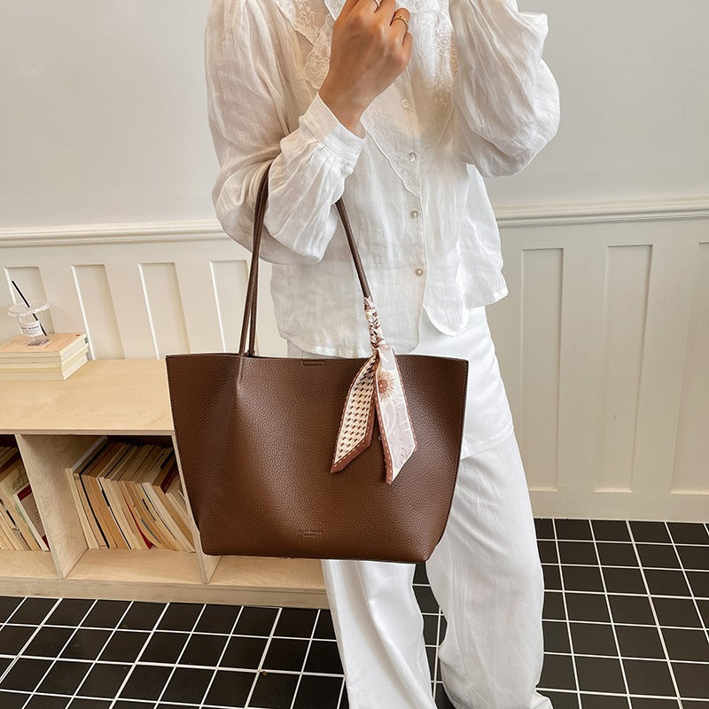 Nathilde Céleste Tote Bag