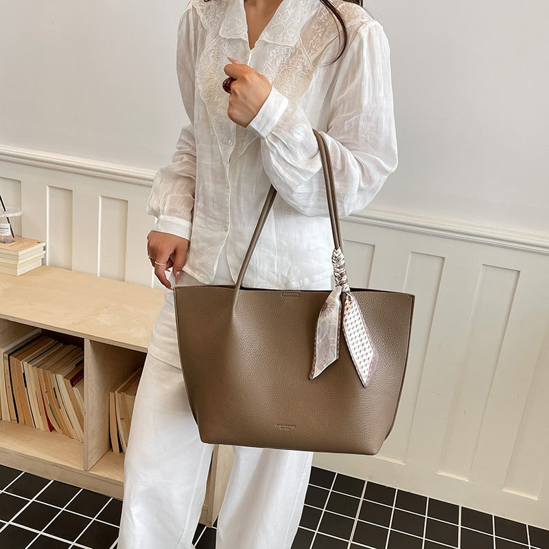 Nathilde Céleste Tote Bag