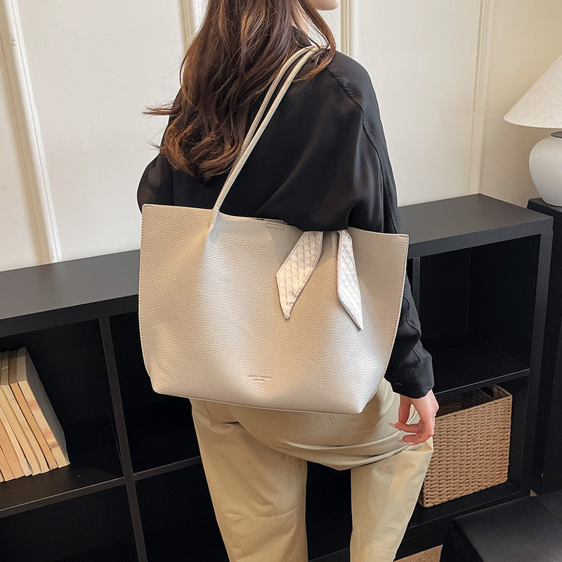 Nathilde Céleste Tote Bag