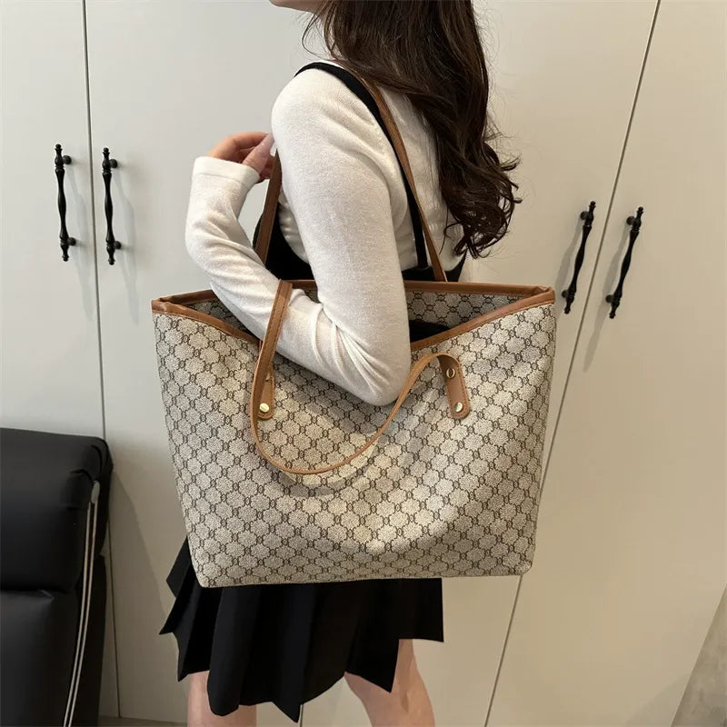 Nathilde Léonie Pattern Tote Bag